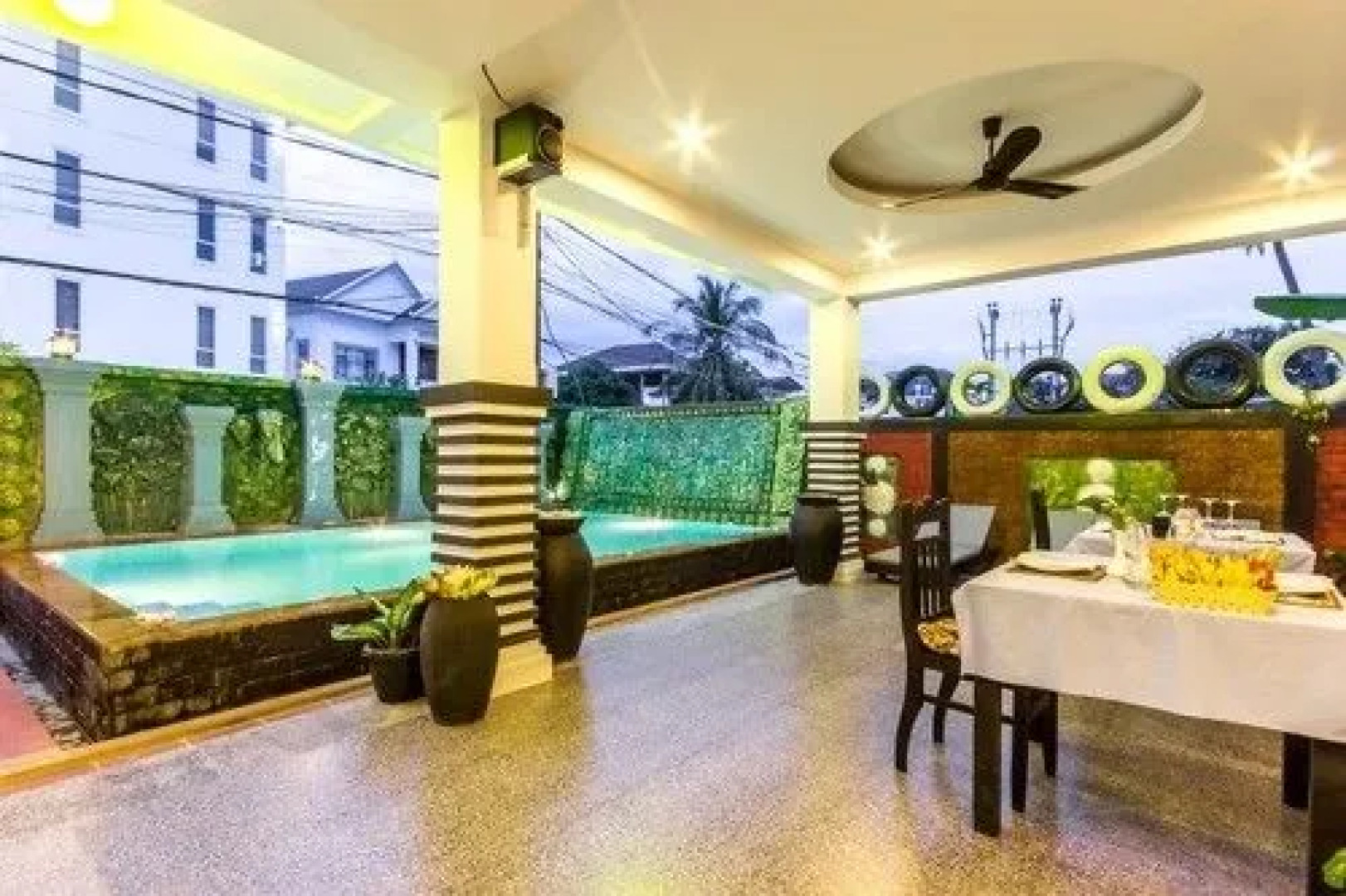 Shining Family Boutique