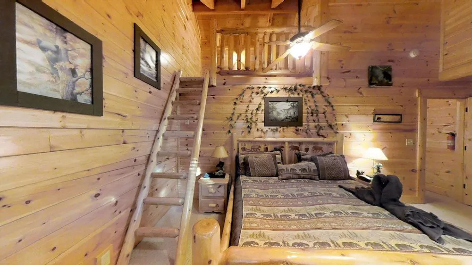 A Mountain Spirit 3 Bedroom Cabin by RedAwning