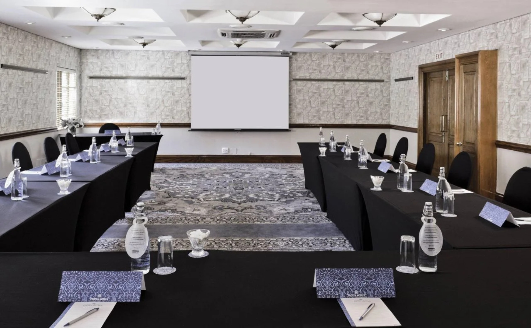 Protea Hotel by Marriott Johannesburg Balalaika Sandton