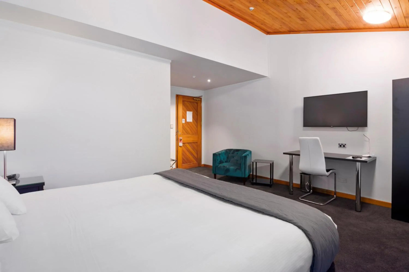 Riverside Hotel Marlborough