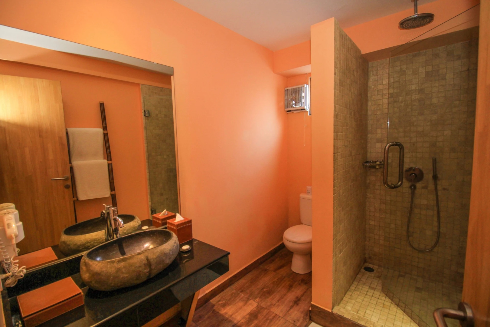 Kupu Kupu Jimbaran Beach Club & Spa by Loccitane