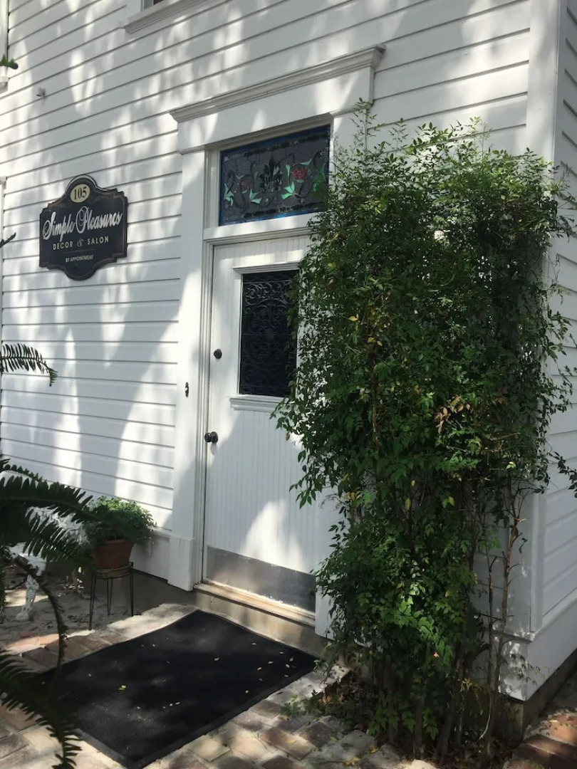 John Thomas Bed and Bath