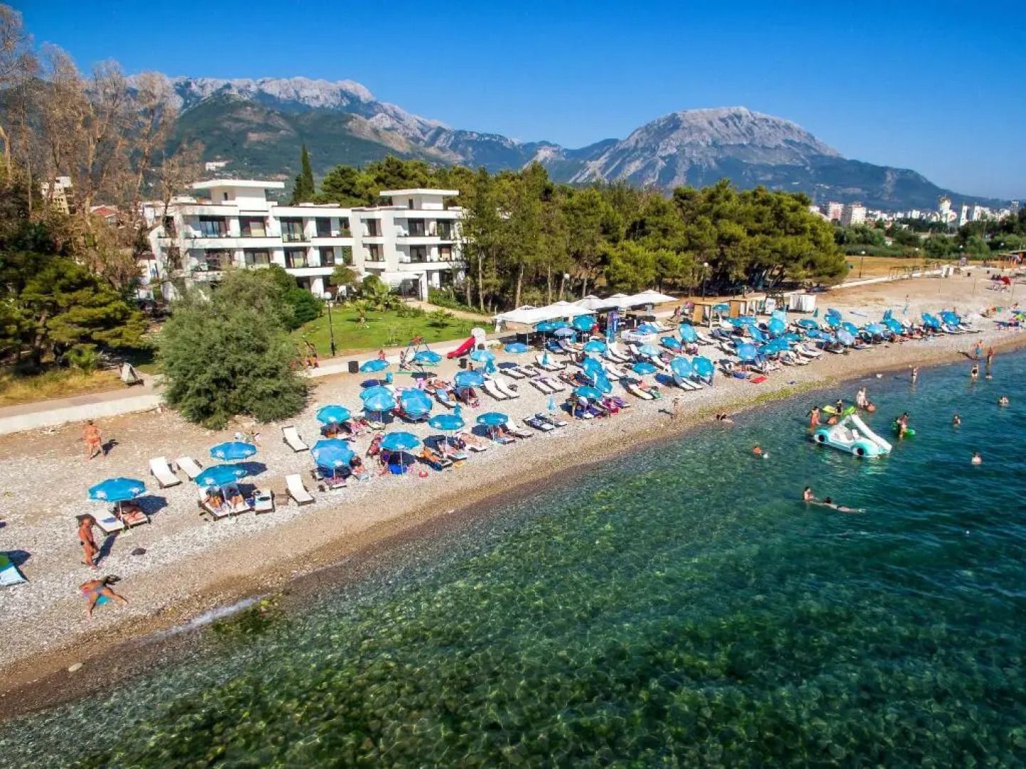 Apartments Kuce Lekovica snack bar- Bistro & Beach