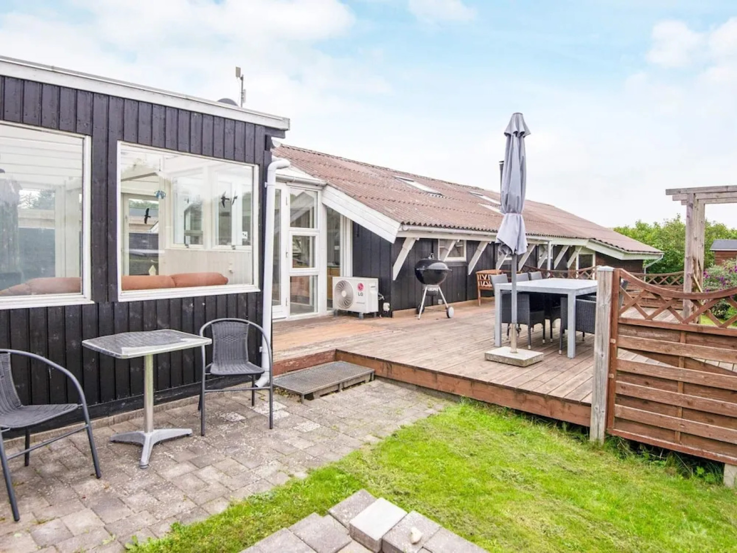 6 Person Holiday Home in Ronde-by Traum