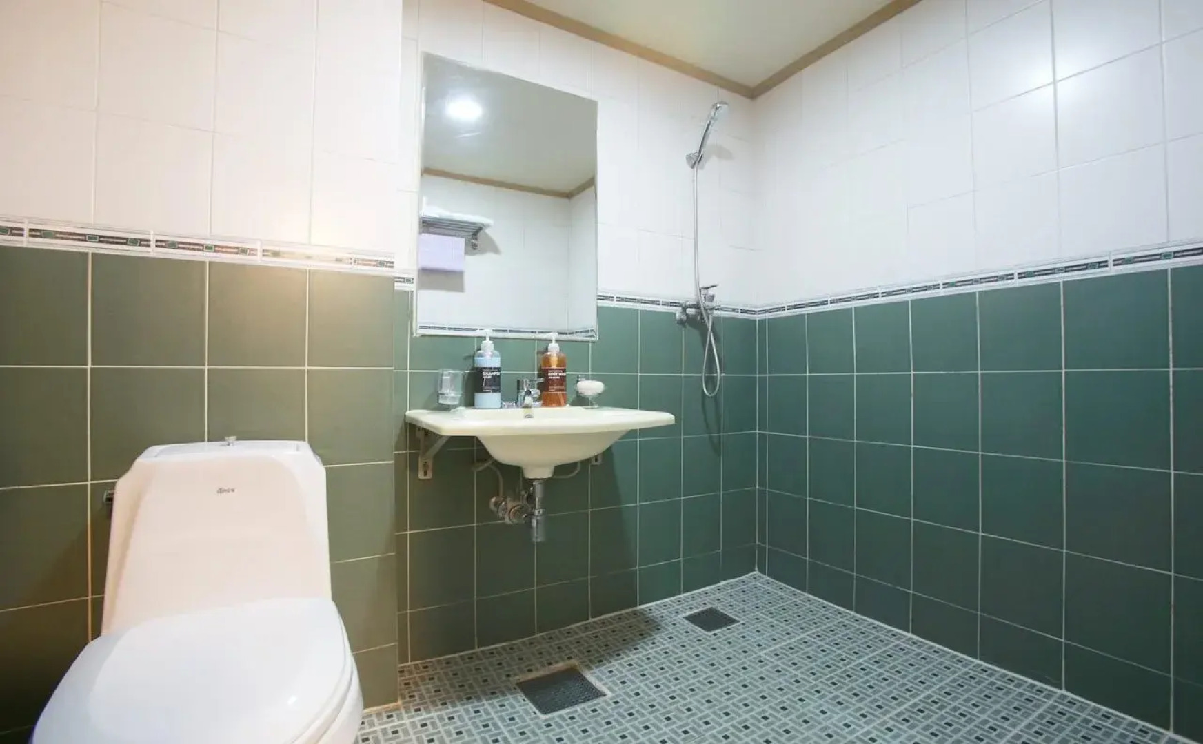 Charmant Hotel Suwon