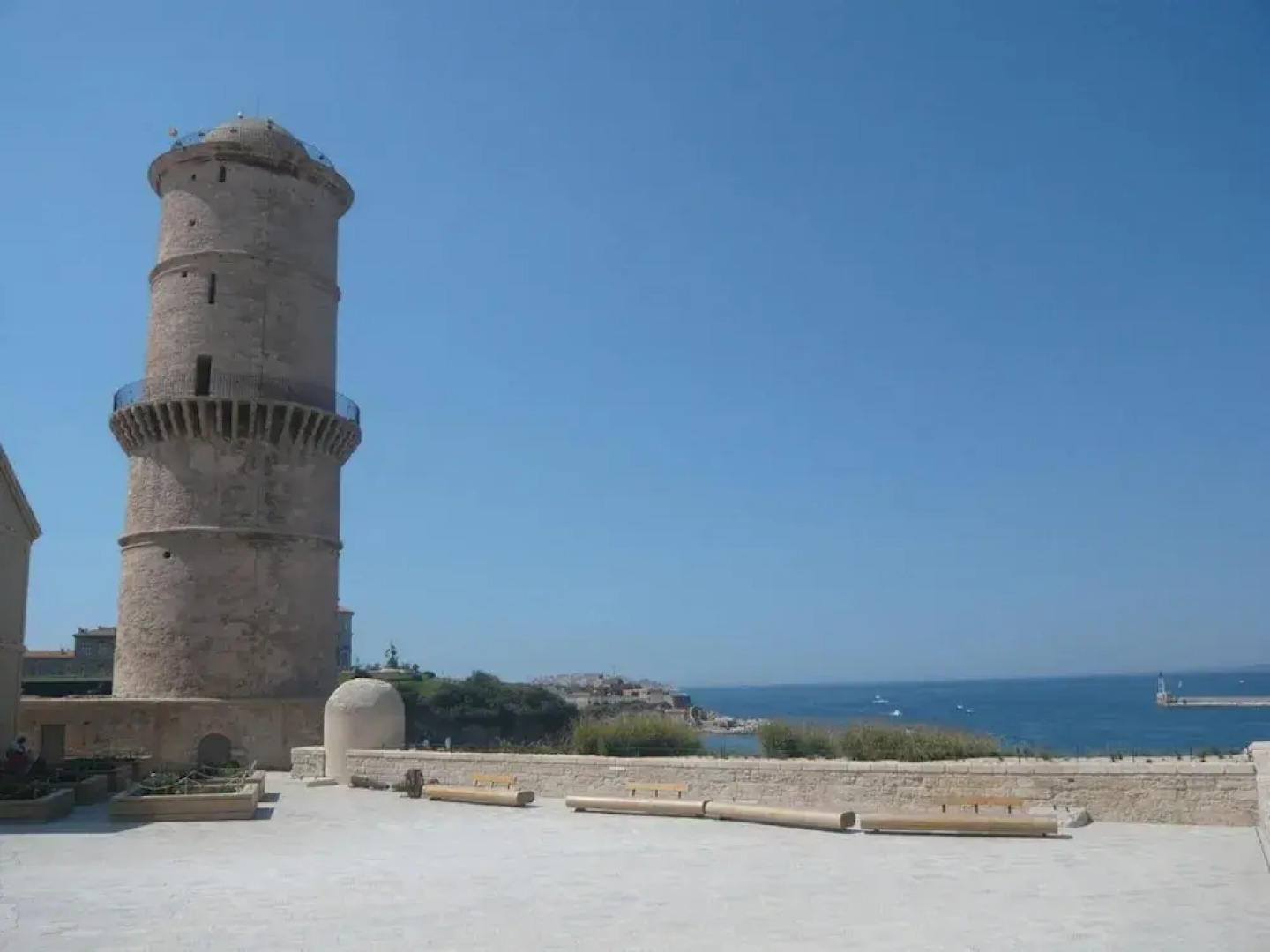 Premium Villa With Garden and Pool, Lambesc