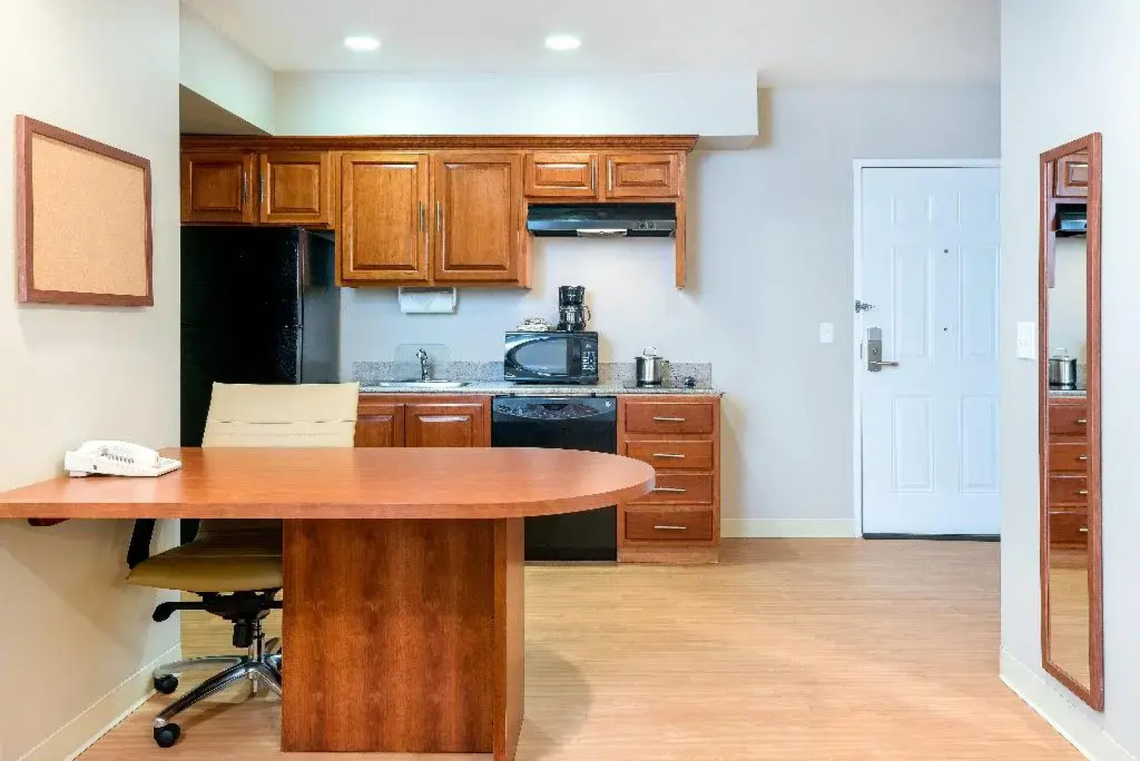 Candlewood Suites LAX Hawthorne by IHG