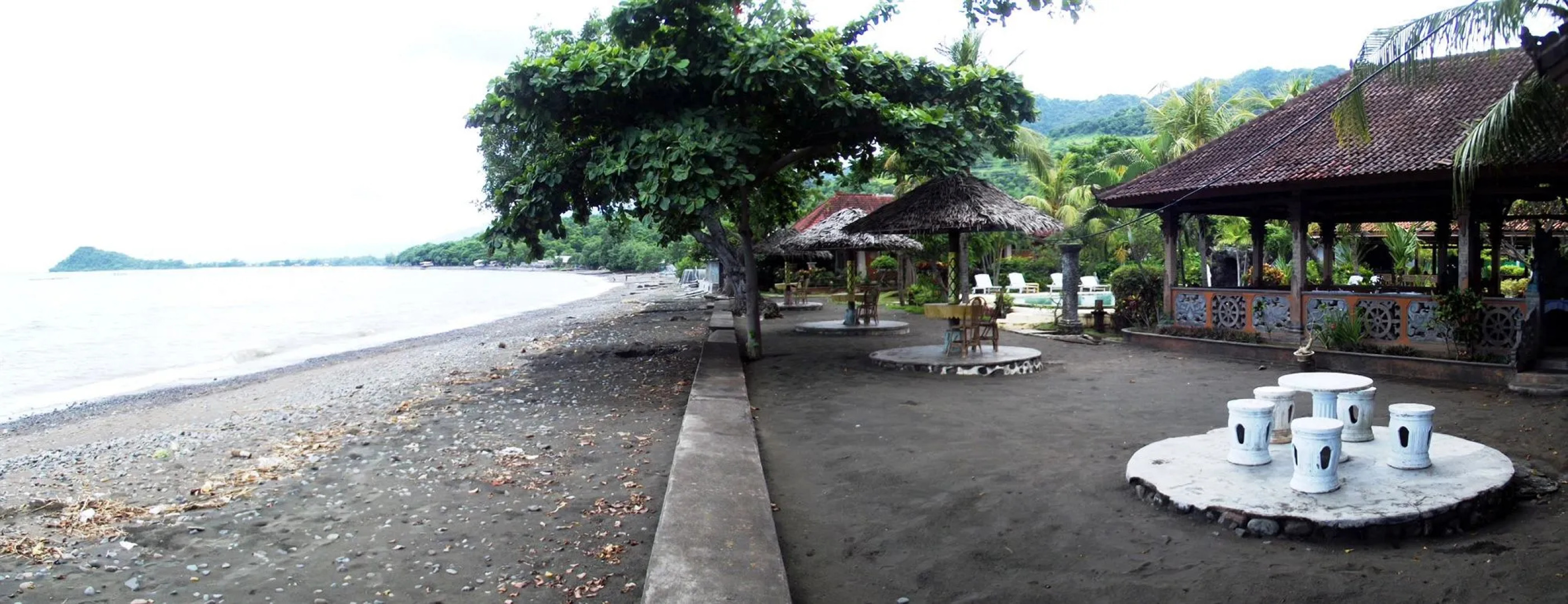 Segara Bukit Seaside Cottages