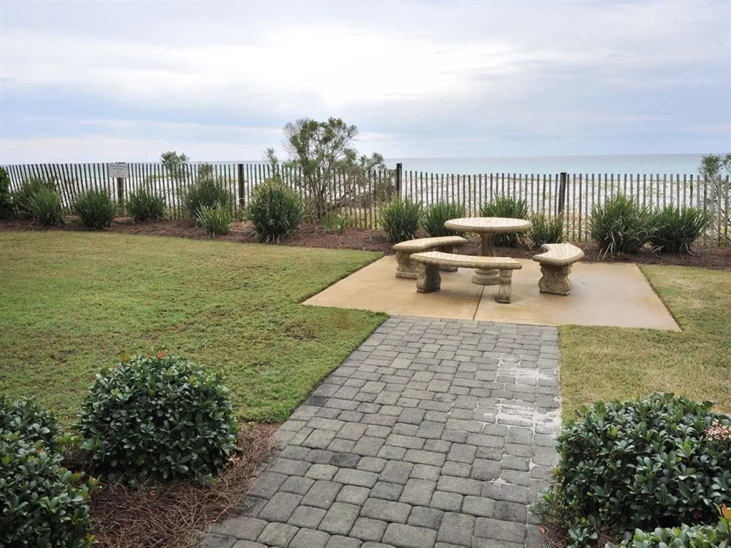 Waters Edge 310 by RedAwning