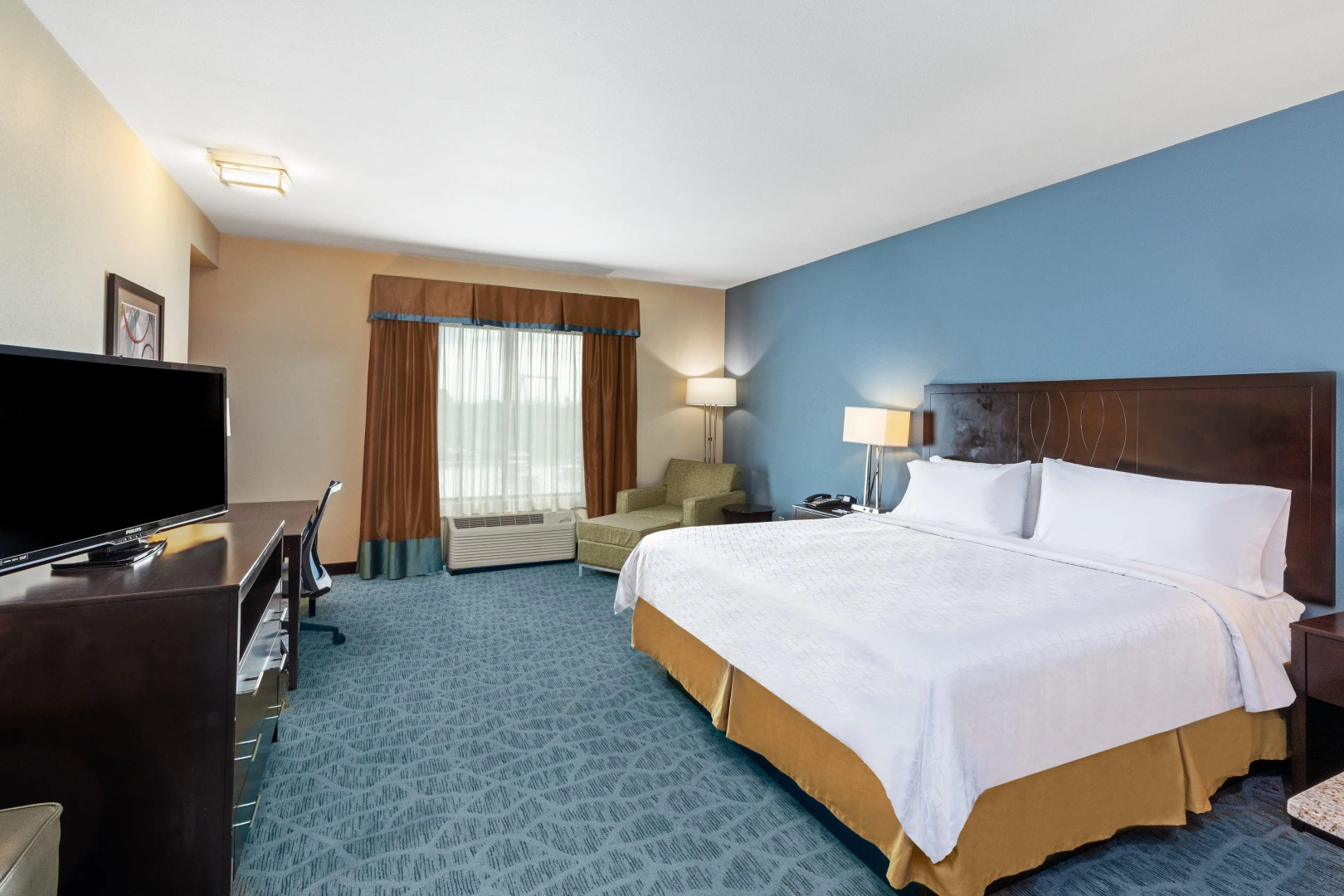 Holiday Inn Express & Suites Floresville by IHG