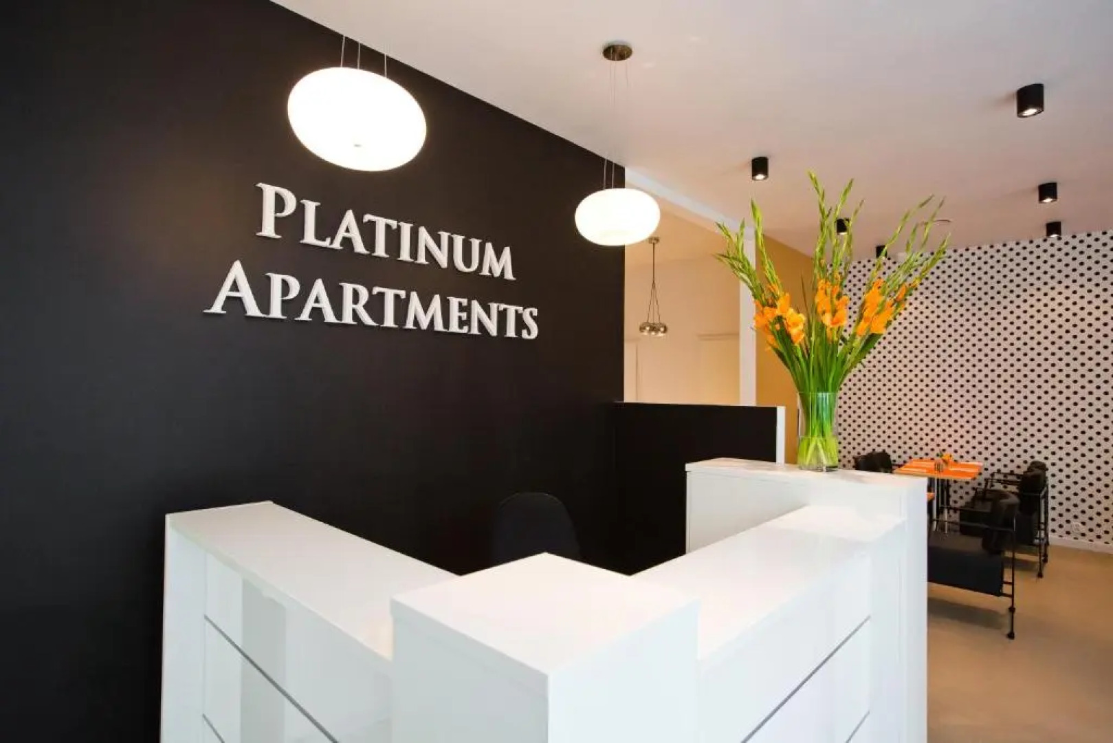 Platinum Apartments Aparthotel