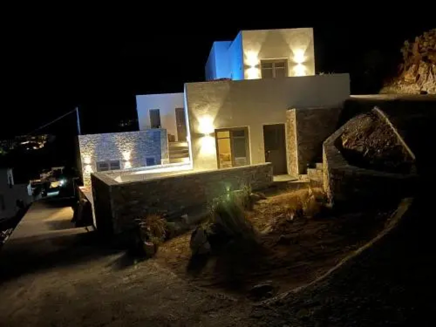 Zetine Suites Sikinos