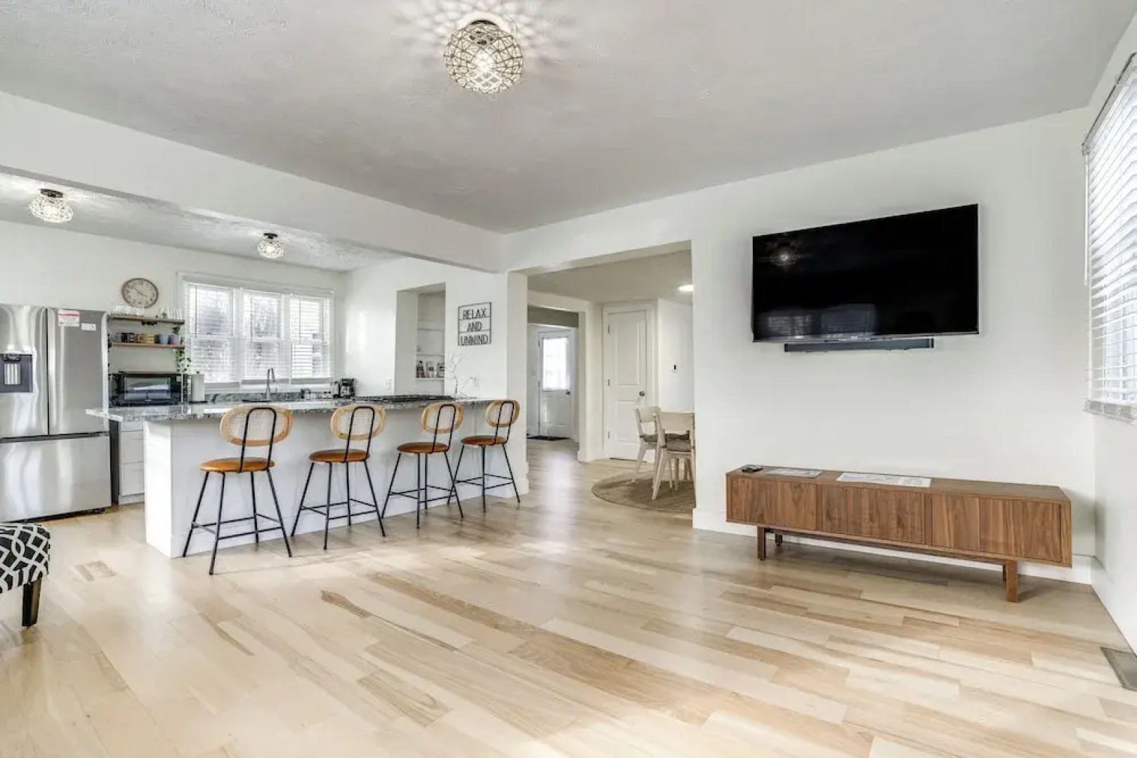 Serene South Haven Retreat w/ Deck: 1 Mi to Dtwn!