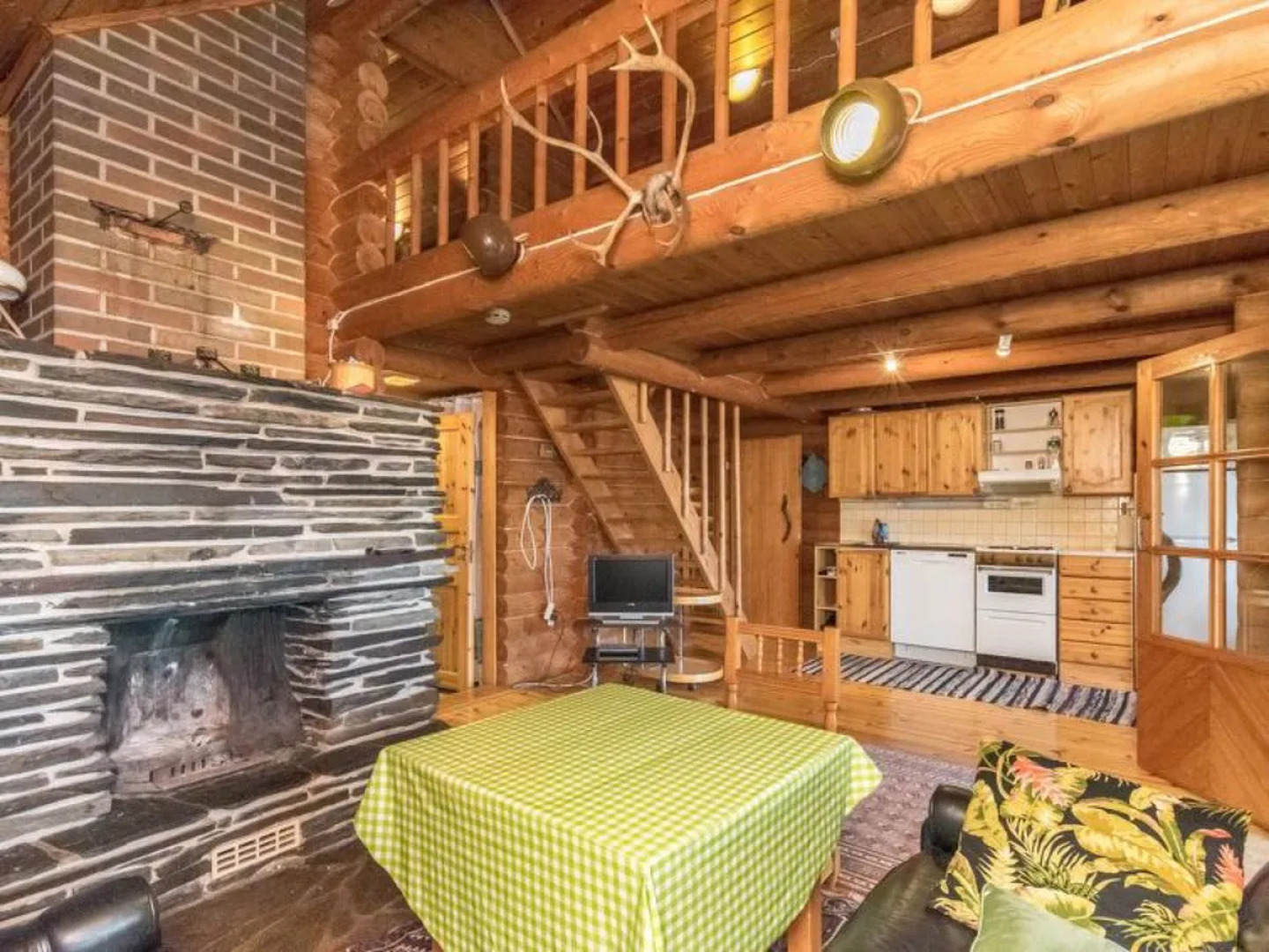 House Tallukka Pertunmaa