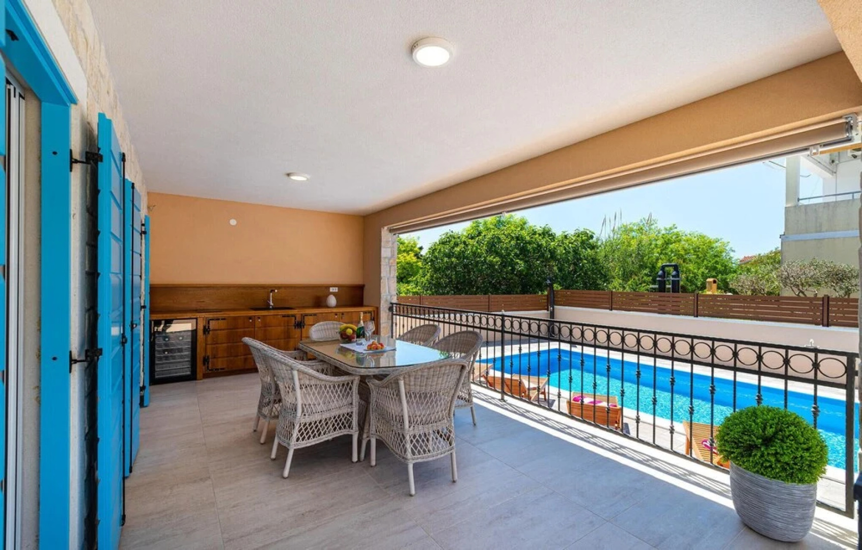 Amazing Home in Privlaka With 3 Bedrooms, Wifi and Heated Swimming Pool