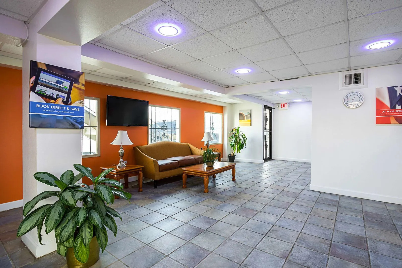 Clarion Pointe Decatur Downtown