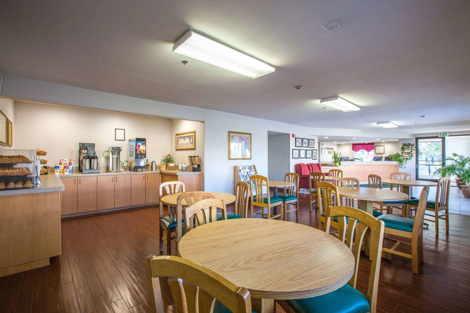 University Inn Fresno