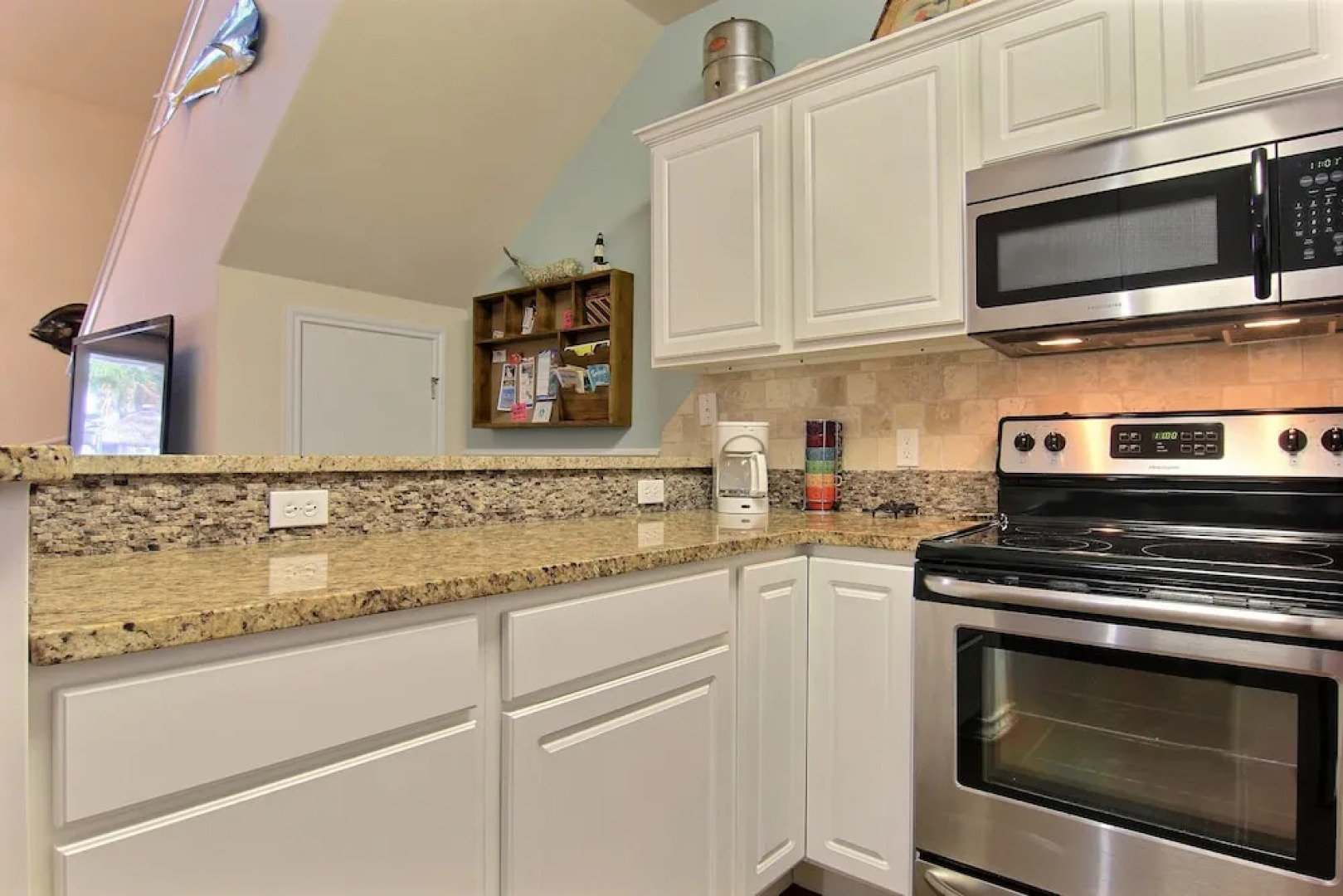 Pool front Paradise PB118