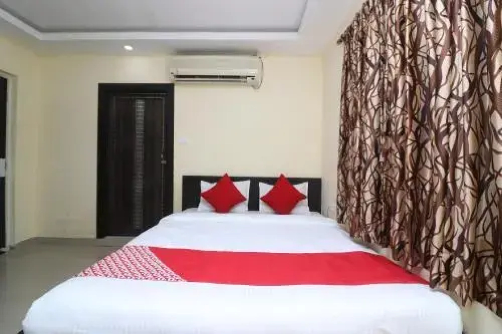 OYO 13615 Holiday Resort Digha