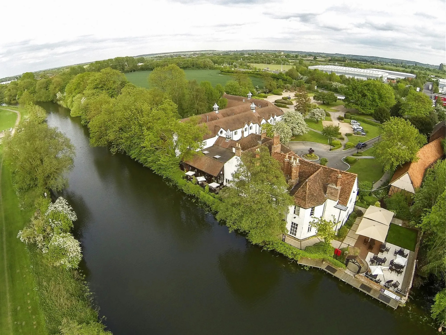 The Kingfisher Pub and Hotel
