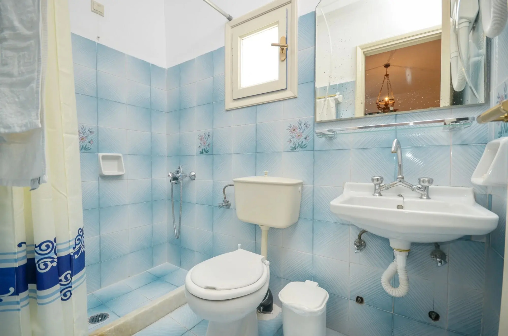 Agia Anna Studios & Apartments