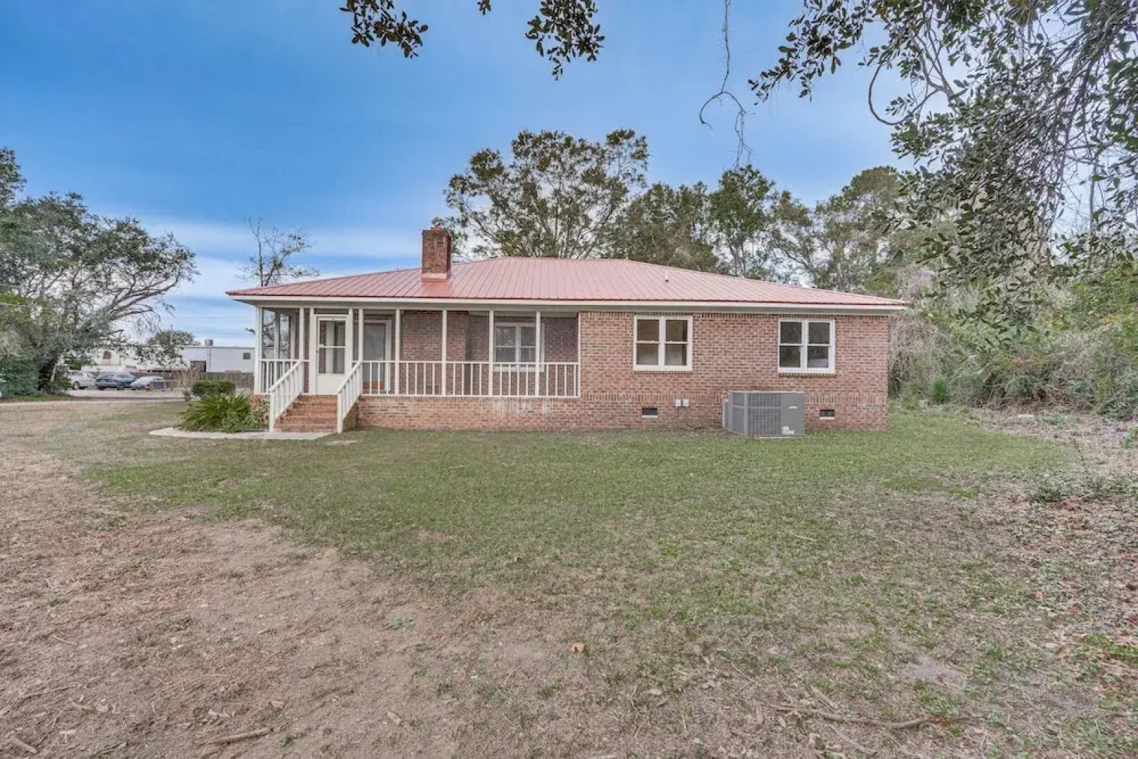 Secluded Mount Pleasant Home - 6 Mi to Beaches!