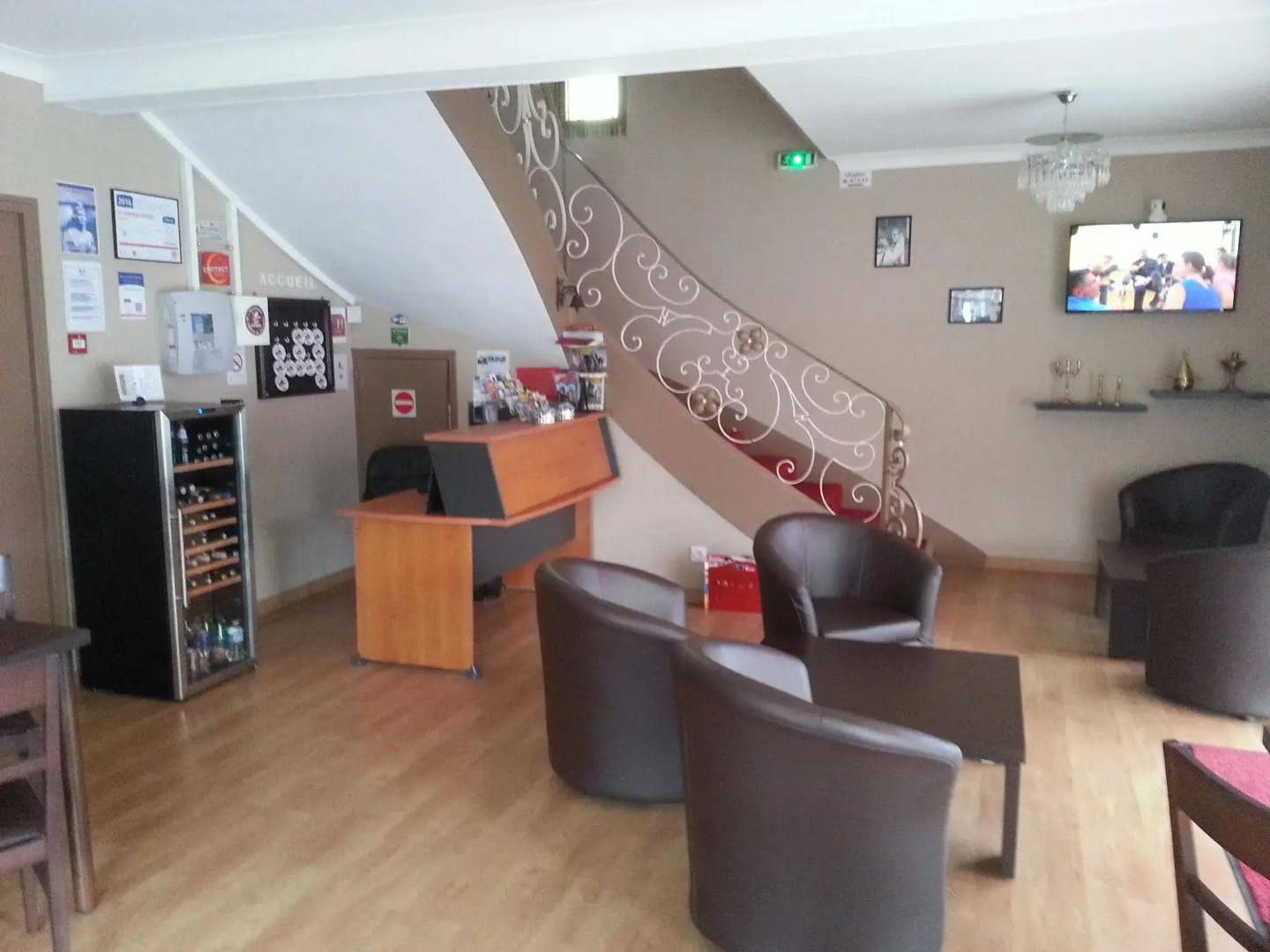 Hôtel Le Chapeau Rouge