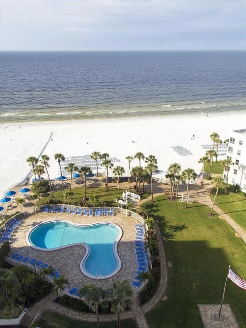 Sarasota Surf and Racquet Club