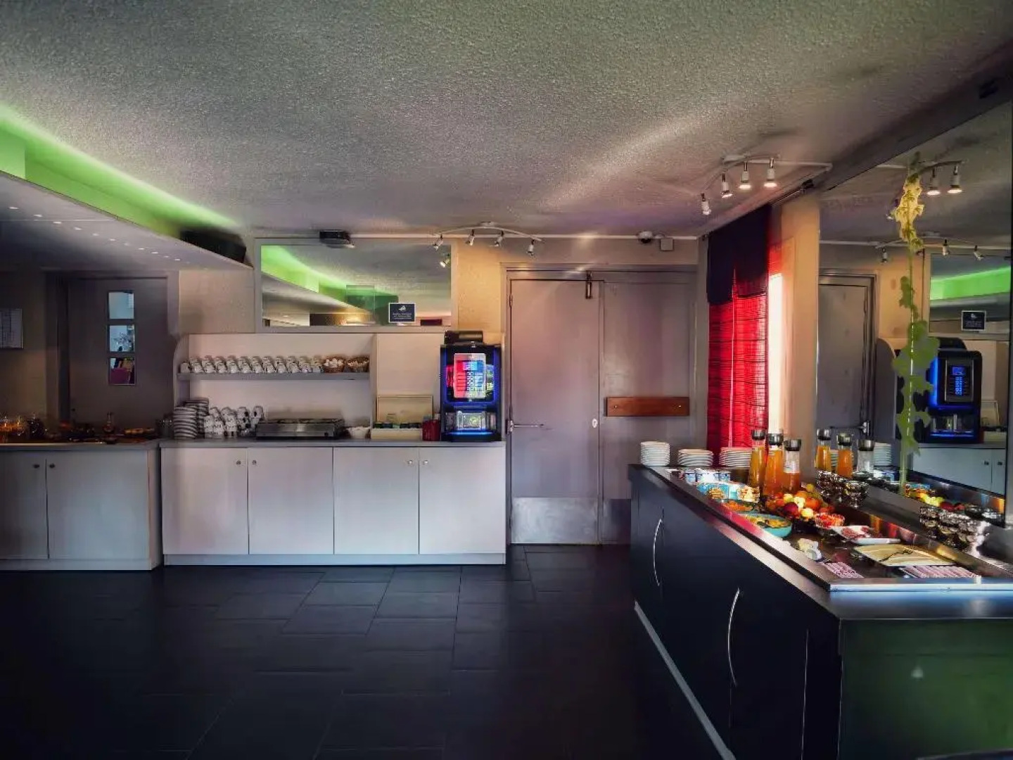 Kyriad Dieppe - Saint Aubin Sur Scie