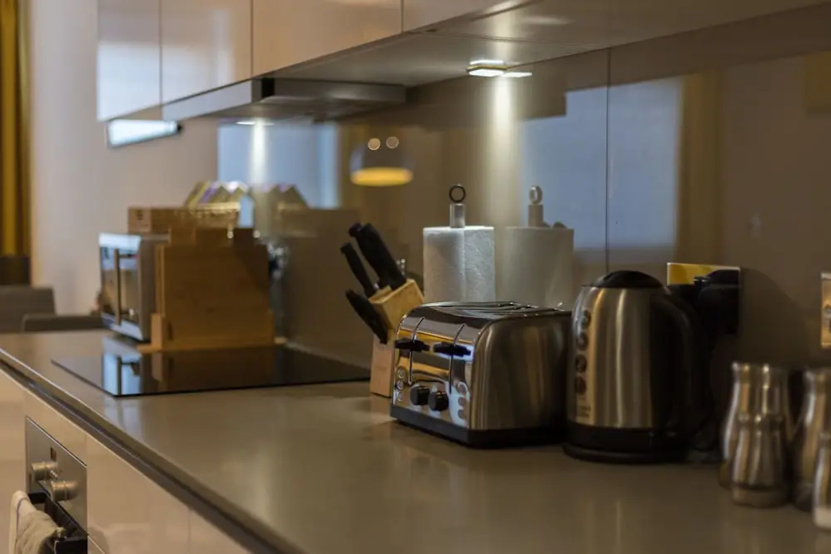 Brickfield Court Serviced Apartment by Ferndale