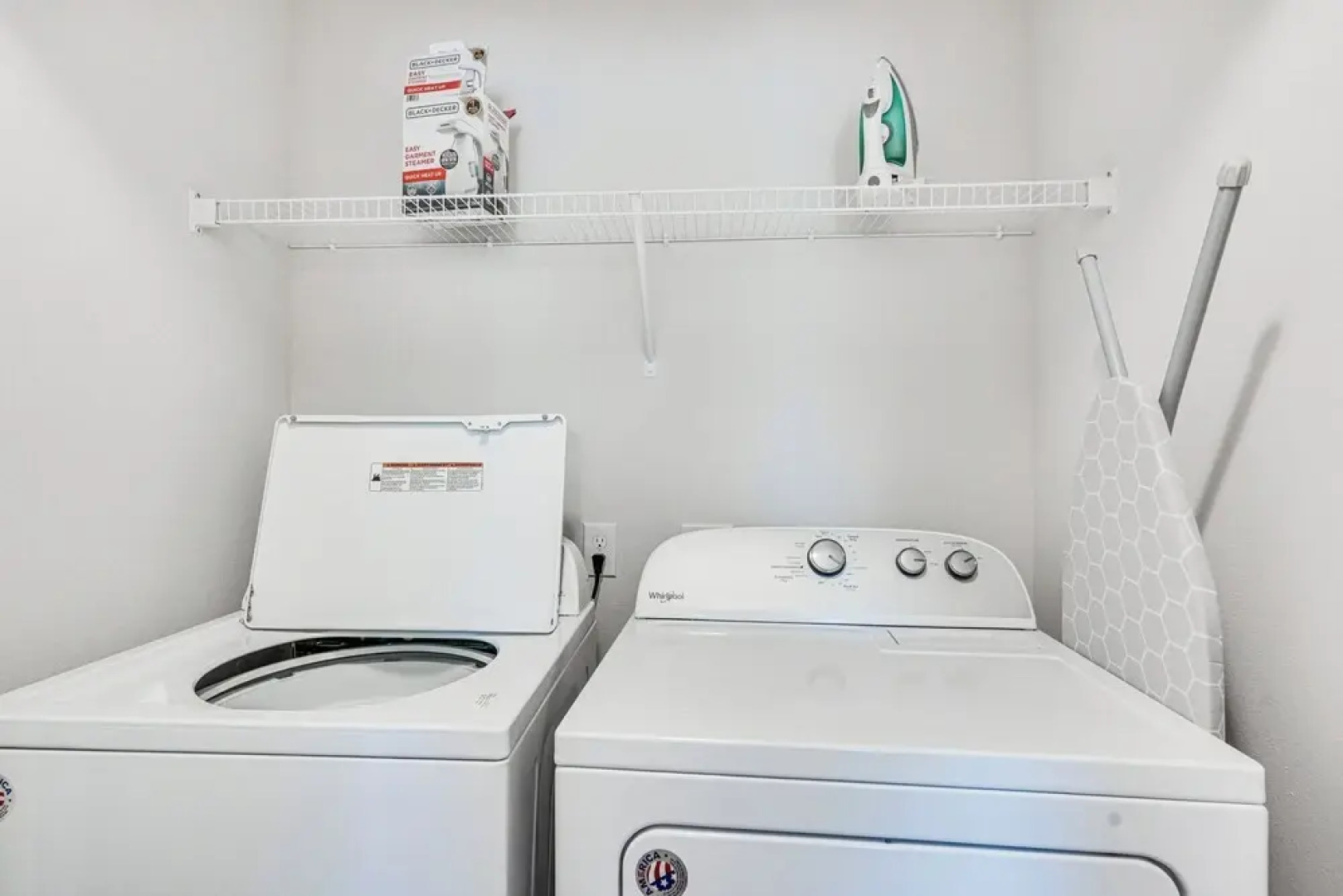 PCB Townhome w/ Deck & Pool Access: 3 Mi to Beach!