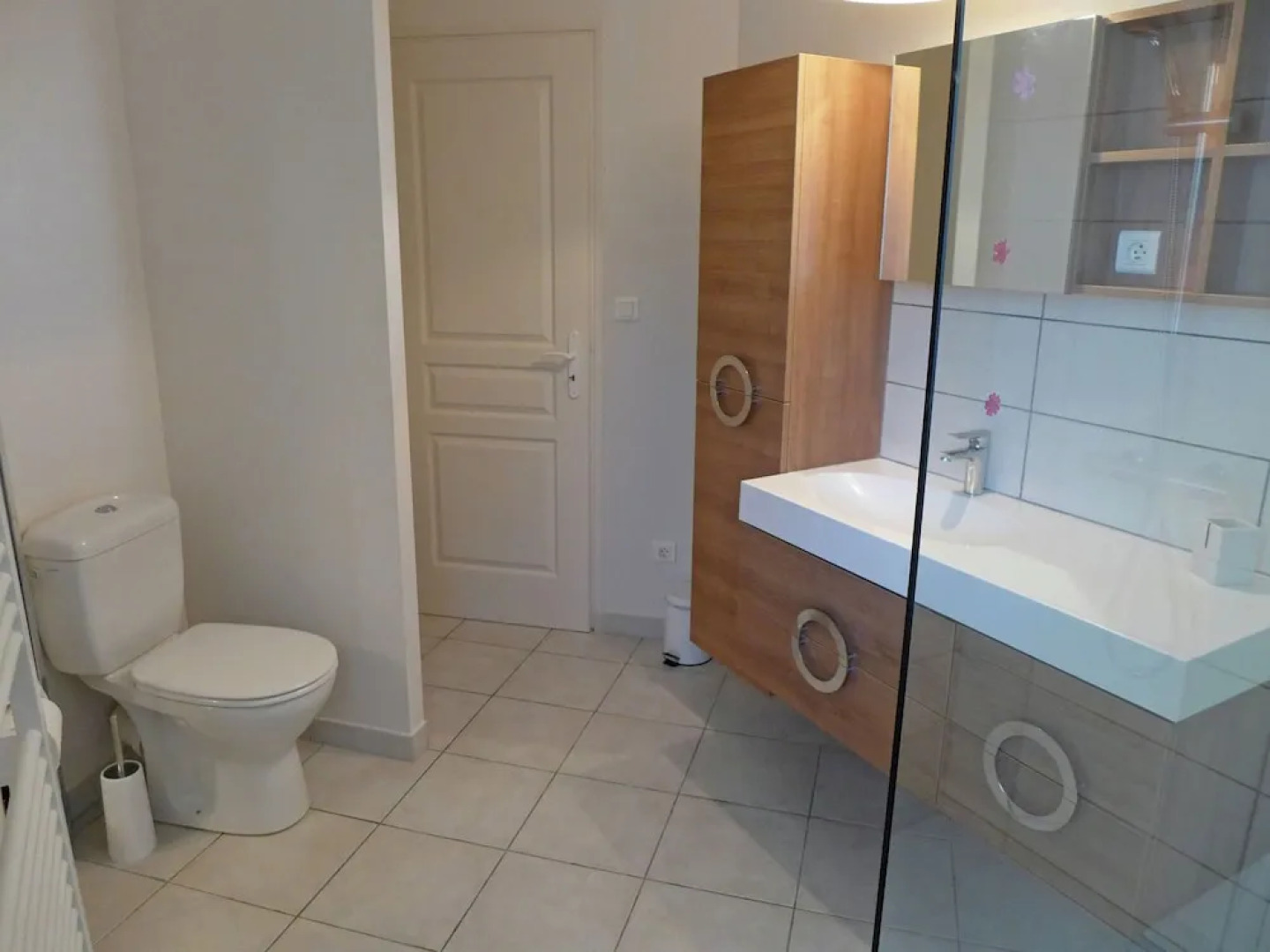 Beautiful Cottage in Raissac d 'aude With Pool and hot tub