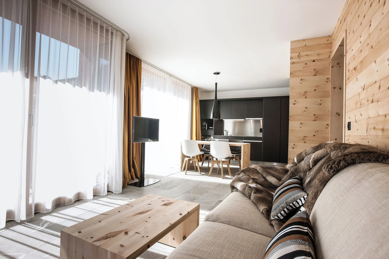 Hotel Belvedere Scuol