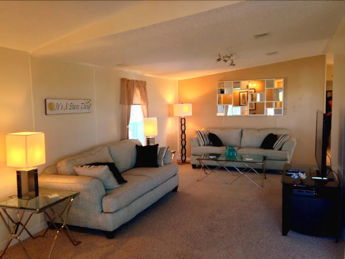 Bring Your Boat Direct Waterfront - Two Bedroom Home