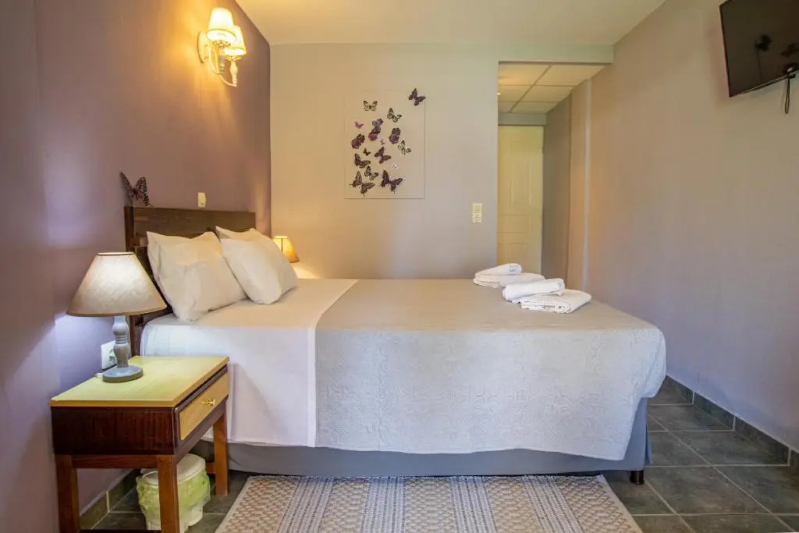 Tellis Holiday Rooms