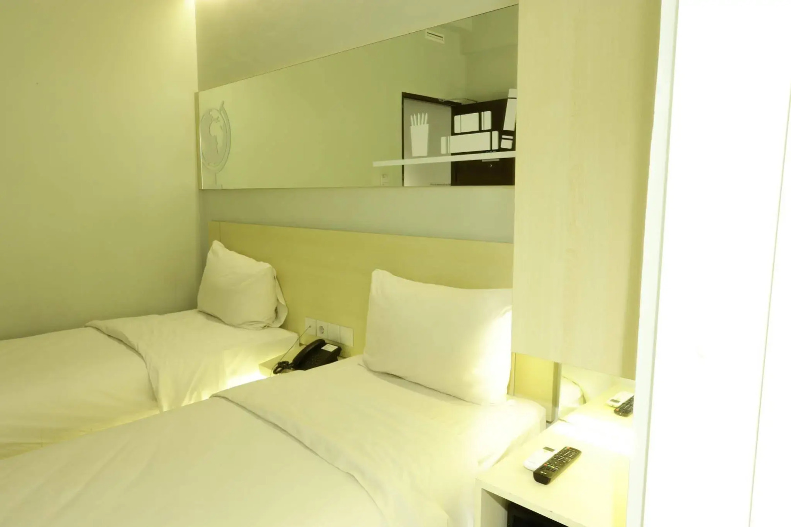 Cleo Hotel Basuki Rahmat Surabaya