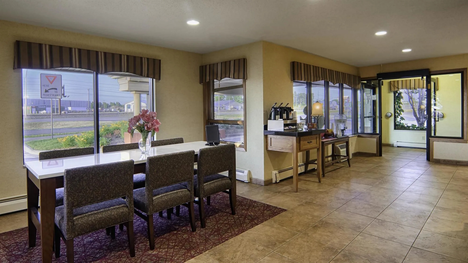 Quality Inn & Suites Detroit Lakes