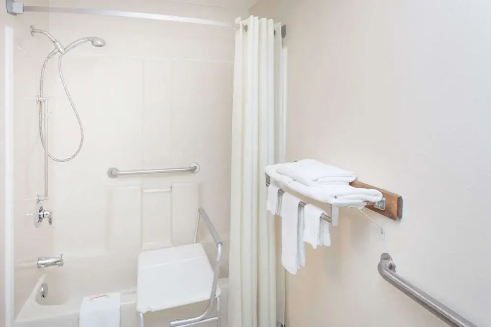 Super 8 by Wyndham Pekin/Peoria Area