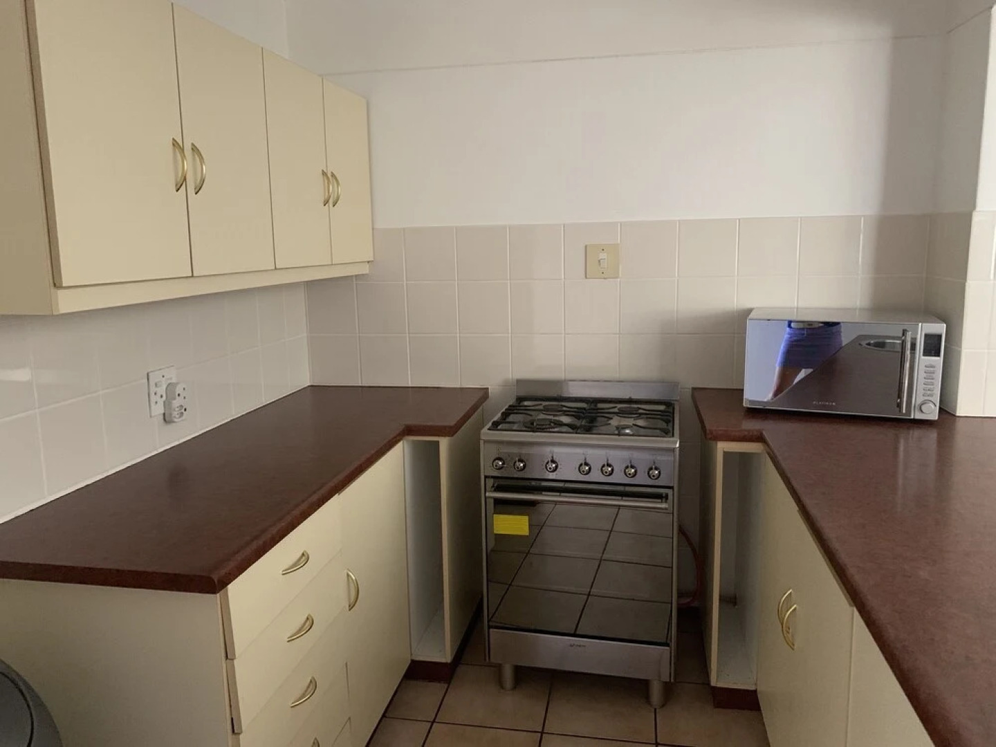 Dutton's Cove Guesthouse