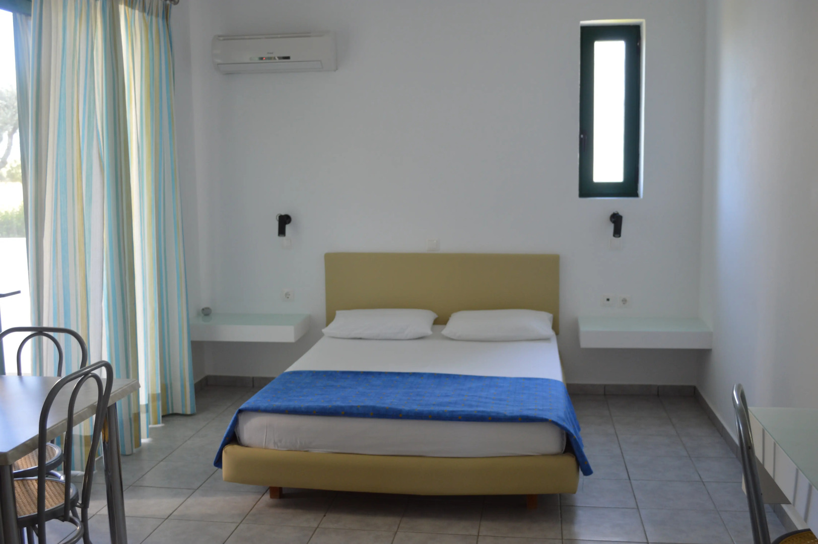 Triantafyllas Apartments