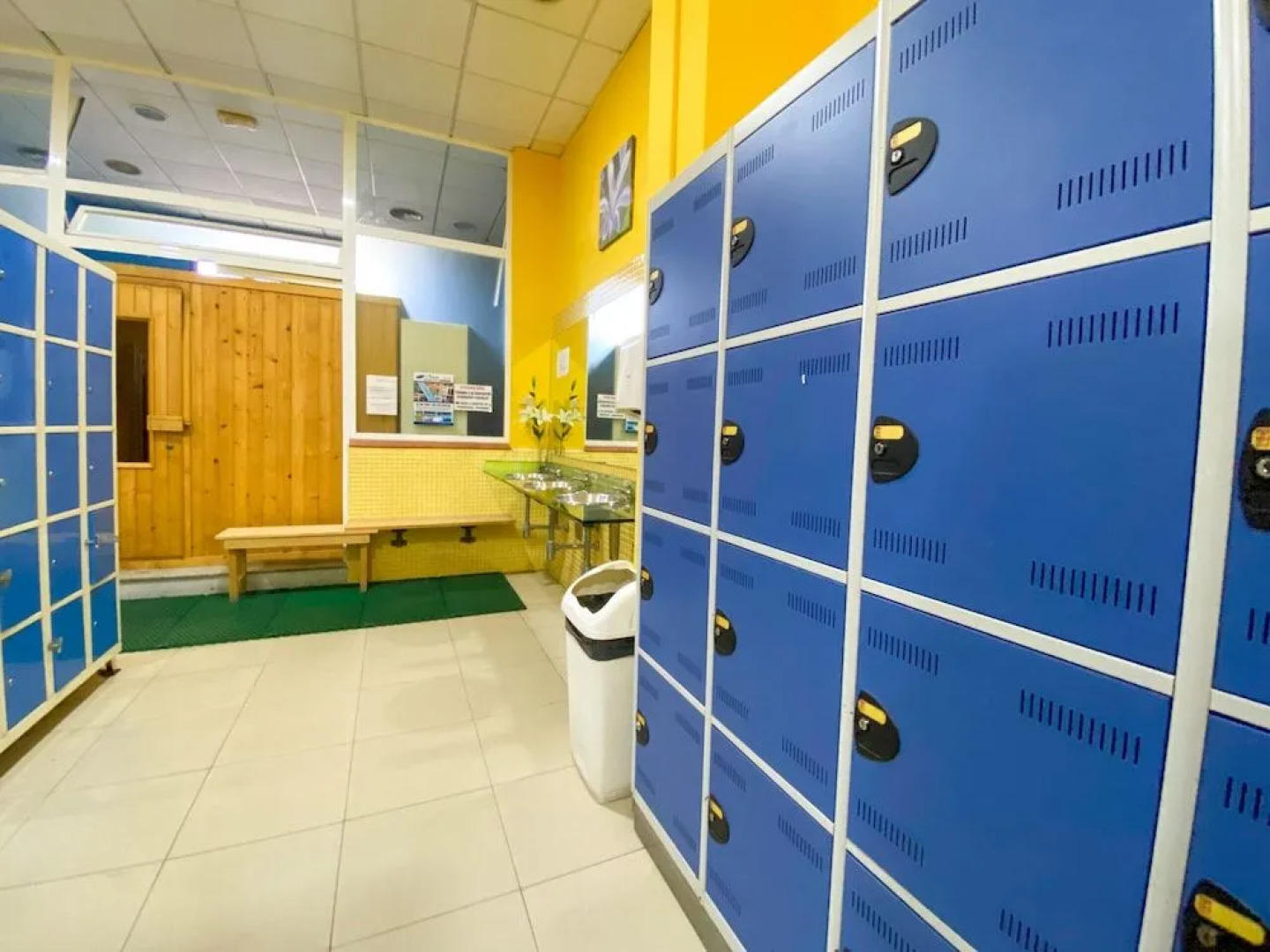 Hostel Gym Canovas Nerja