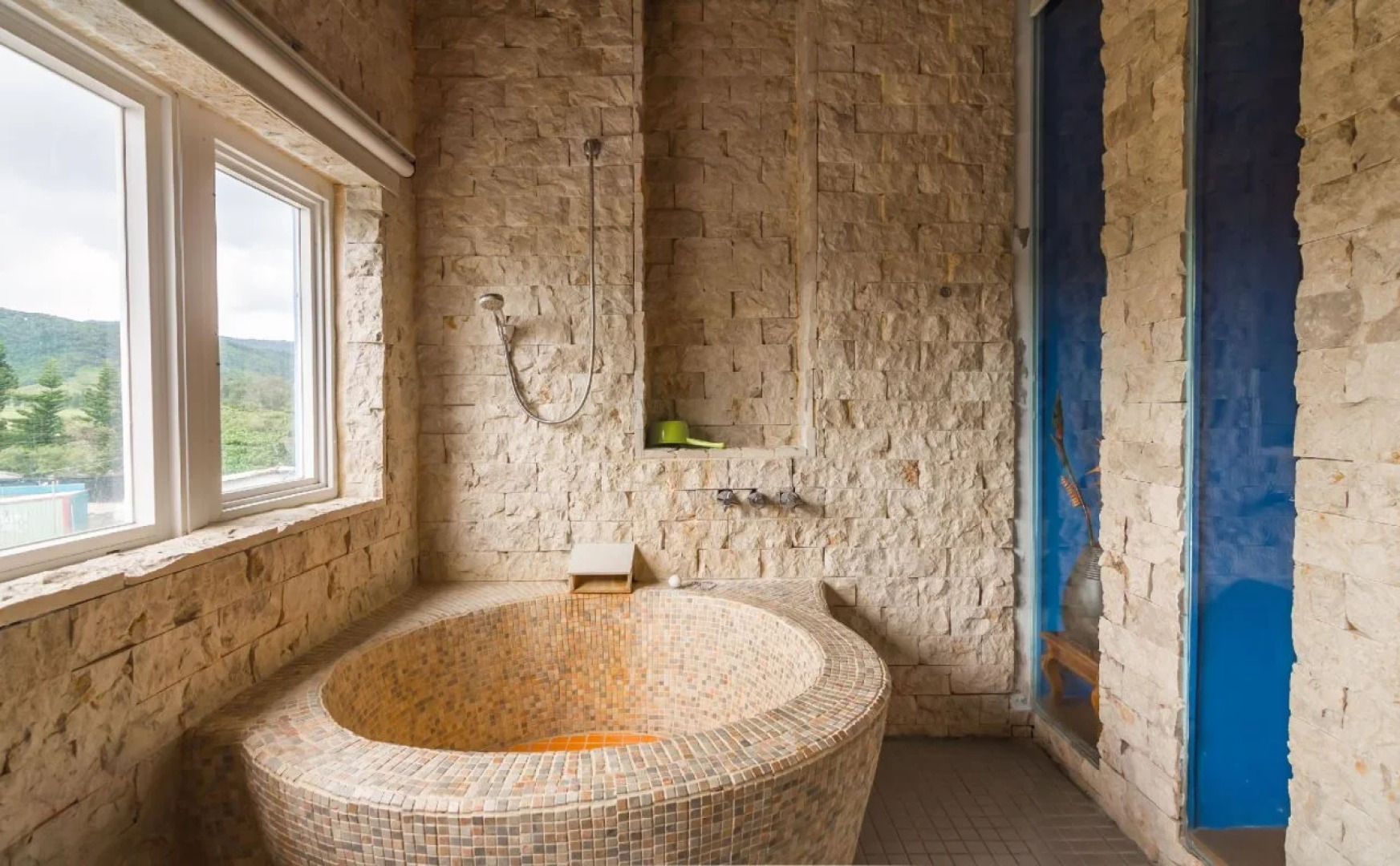 Golden Ocean Azure Hotel