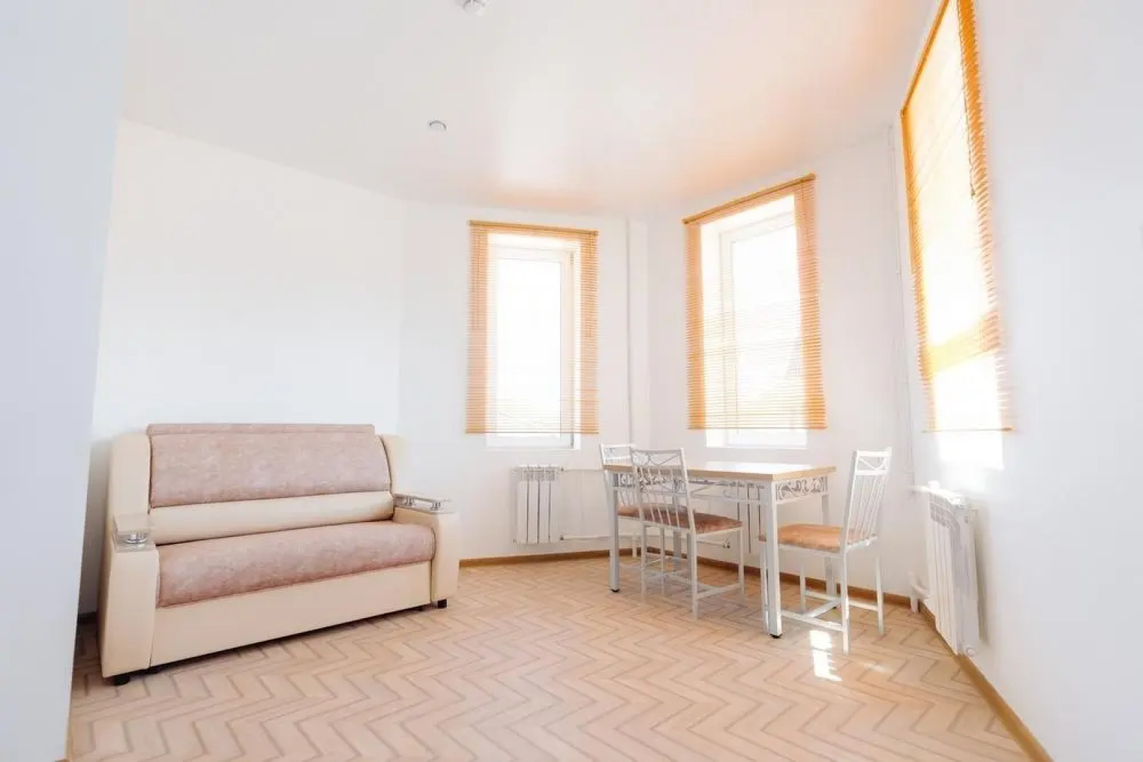 Белая карета