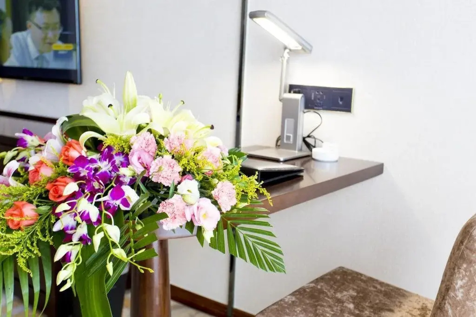 Emei Kai Bin Zhouji Hotel