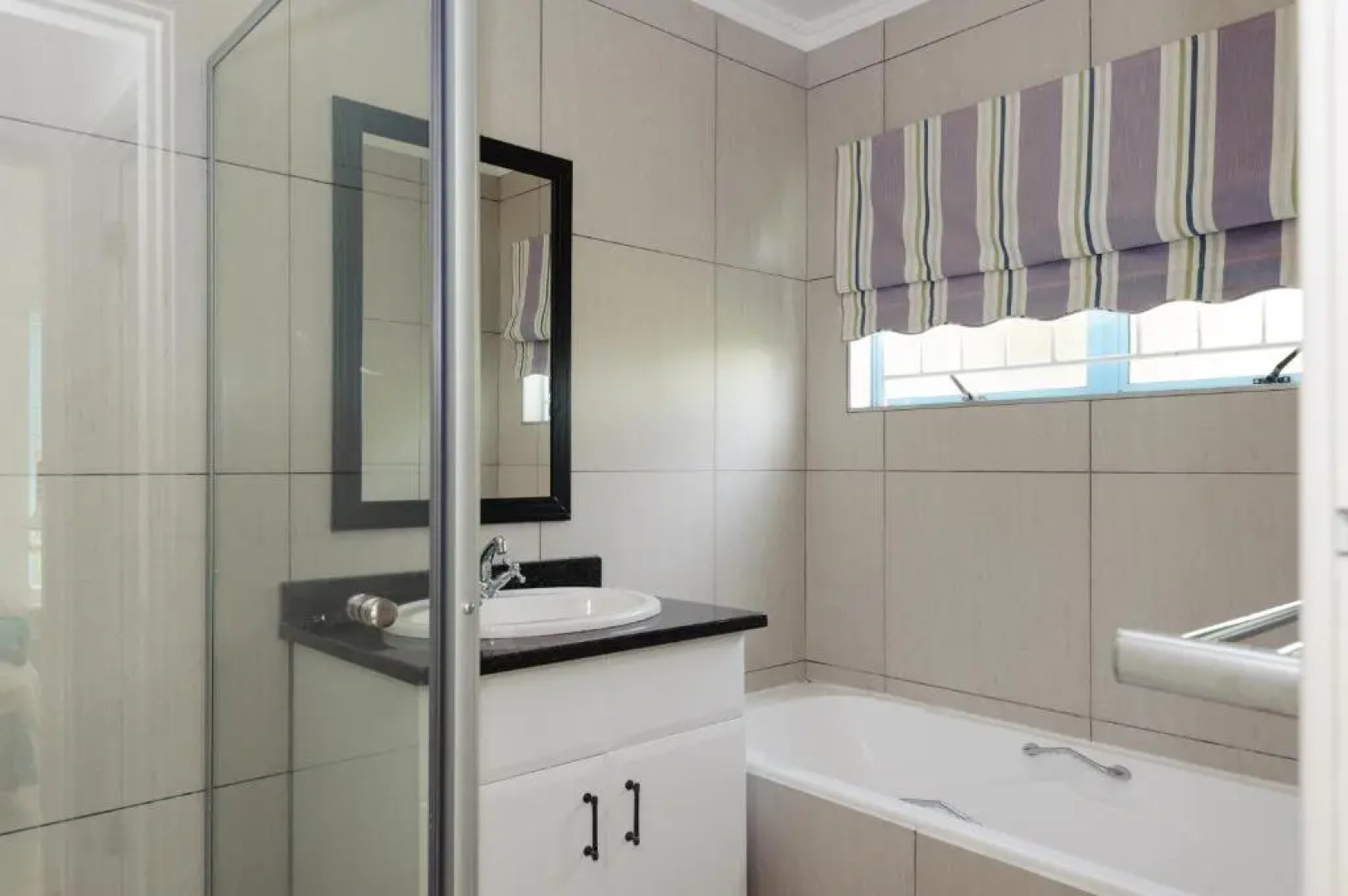 Aruba 29 - FAMILY ONLY