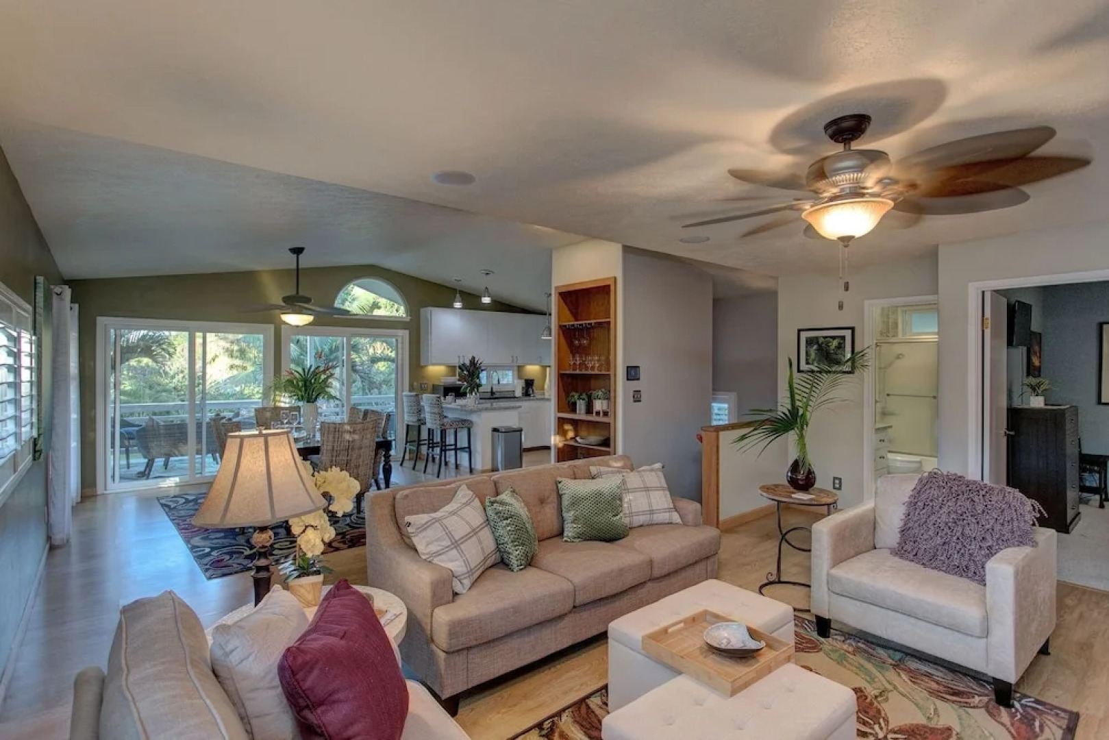 Hale Hokua O Nalu 3 Bedroom Home by Redawning