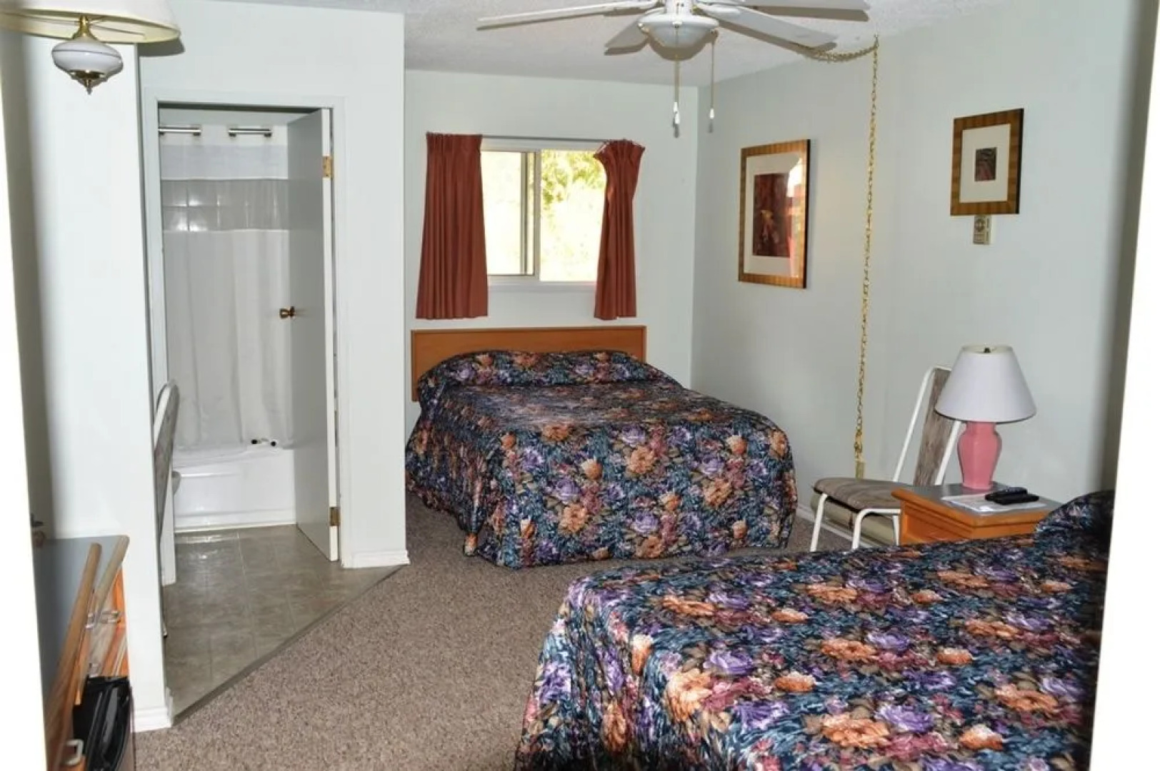 Rivermount Motel Campground and RV Park