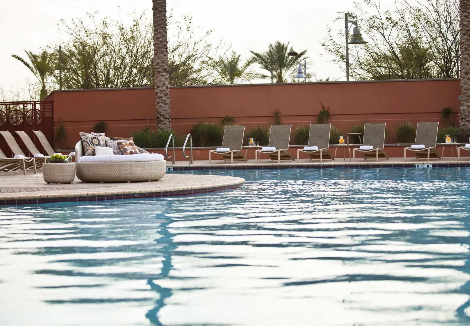 Renaissance® Phoenix Glendale Hotel & Conference Center