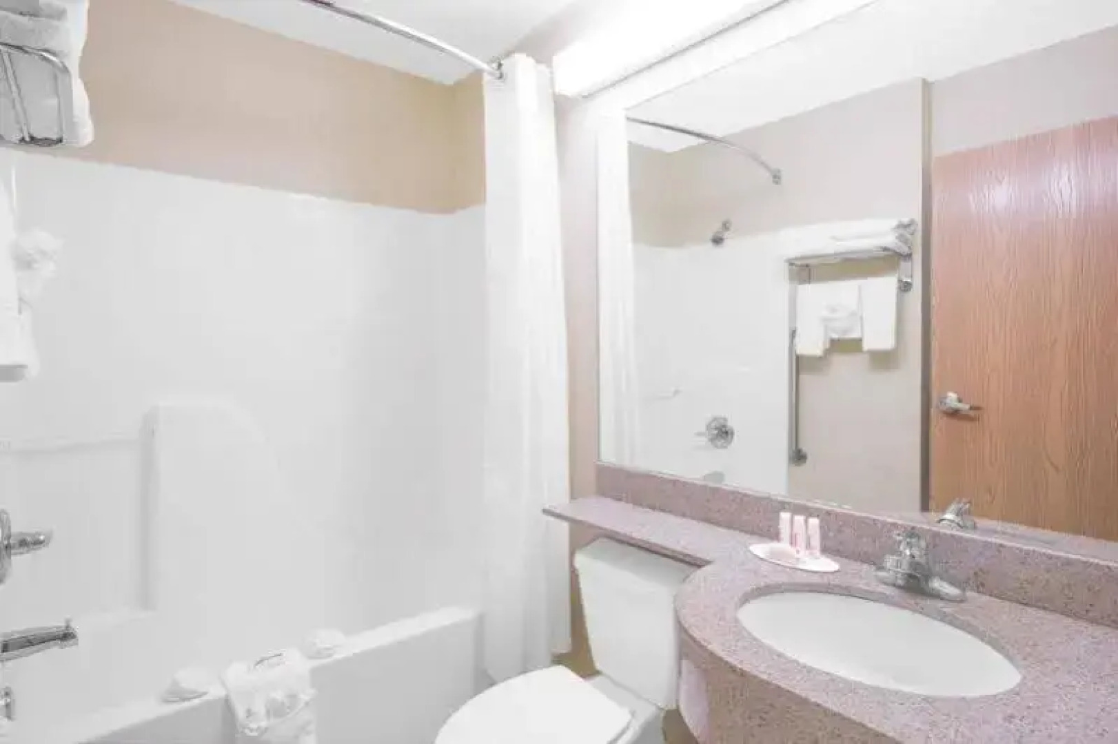 Microtel Inn and Suites Albertville