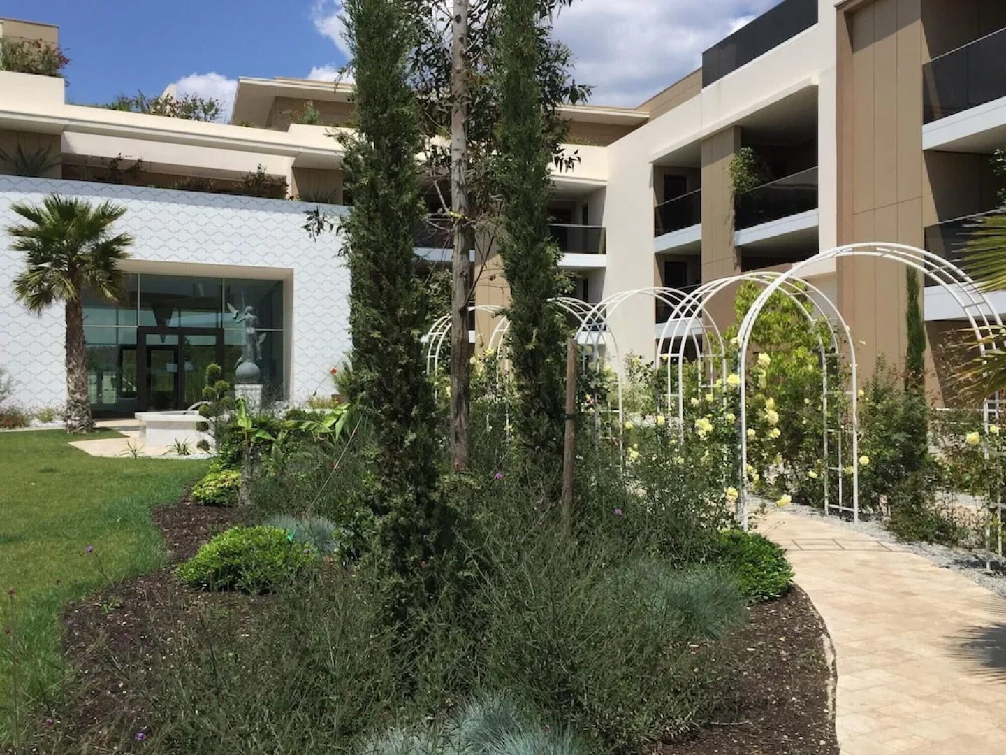 Apartment With one Bedroom in Lattes, With Wonderful City View, Pool Access, Furnished Terrace - 5 km From the Beach